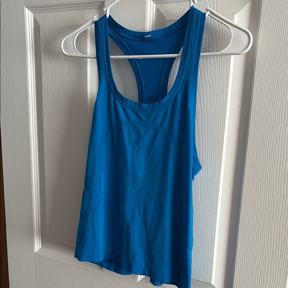 Lululemon swiftly tech cropped tank top.  Turquoise blue.
